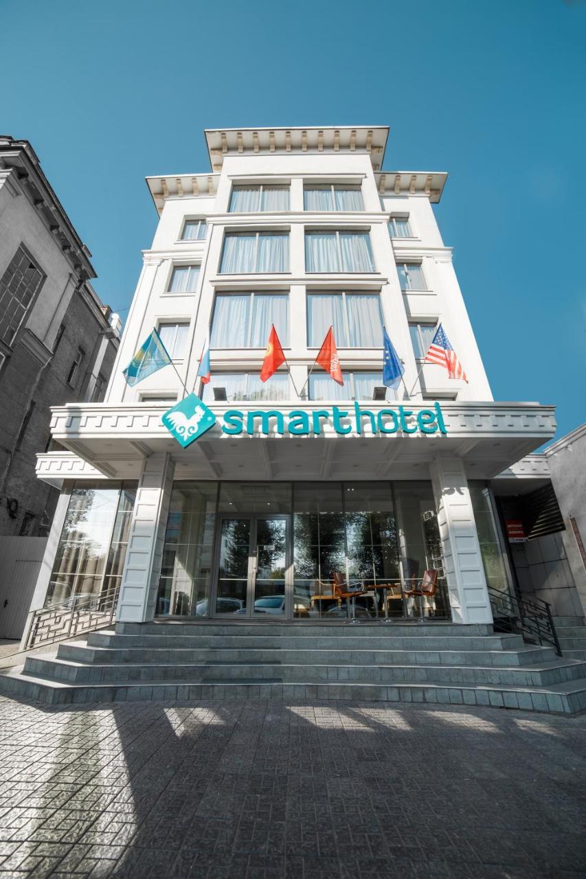 Smart Hotel Bishkek  Kültér fotó